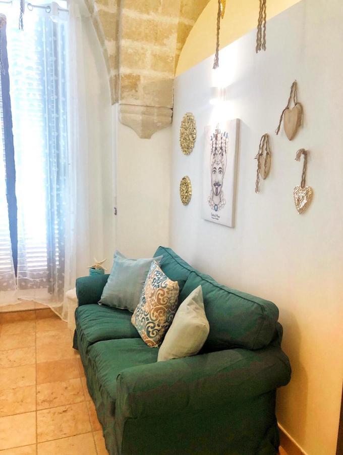 N&M Dimora Carrieri Luxury Bed & Breakfast Монополи Екстериор снимка